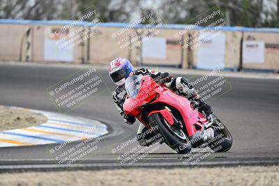 media/Apr-18-2025-TrackDaz (Fri) [[45f5874c44]]/B Group/Session 4 (Turn 6 - Outside)/